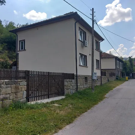 Vakantiehuis къща владислав Radevtsi