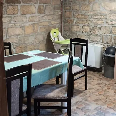 Holiday home къща владислав